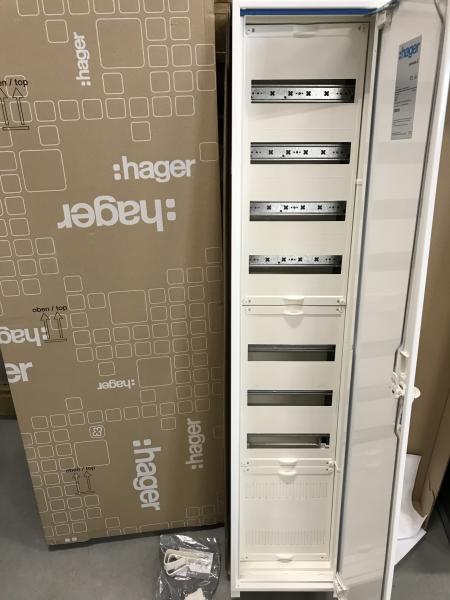 Hager Verteilerschrank mit 1x Verteilerfeld ZU59VT7APZ2 mit APZ, ZB51S